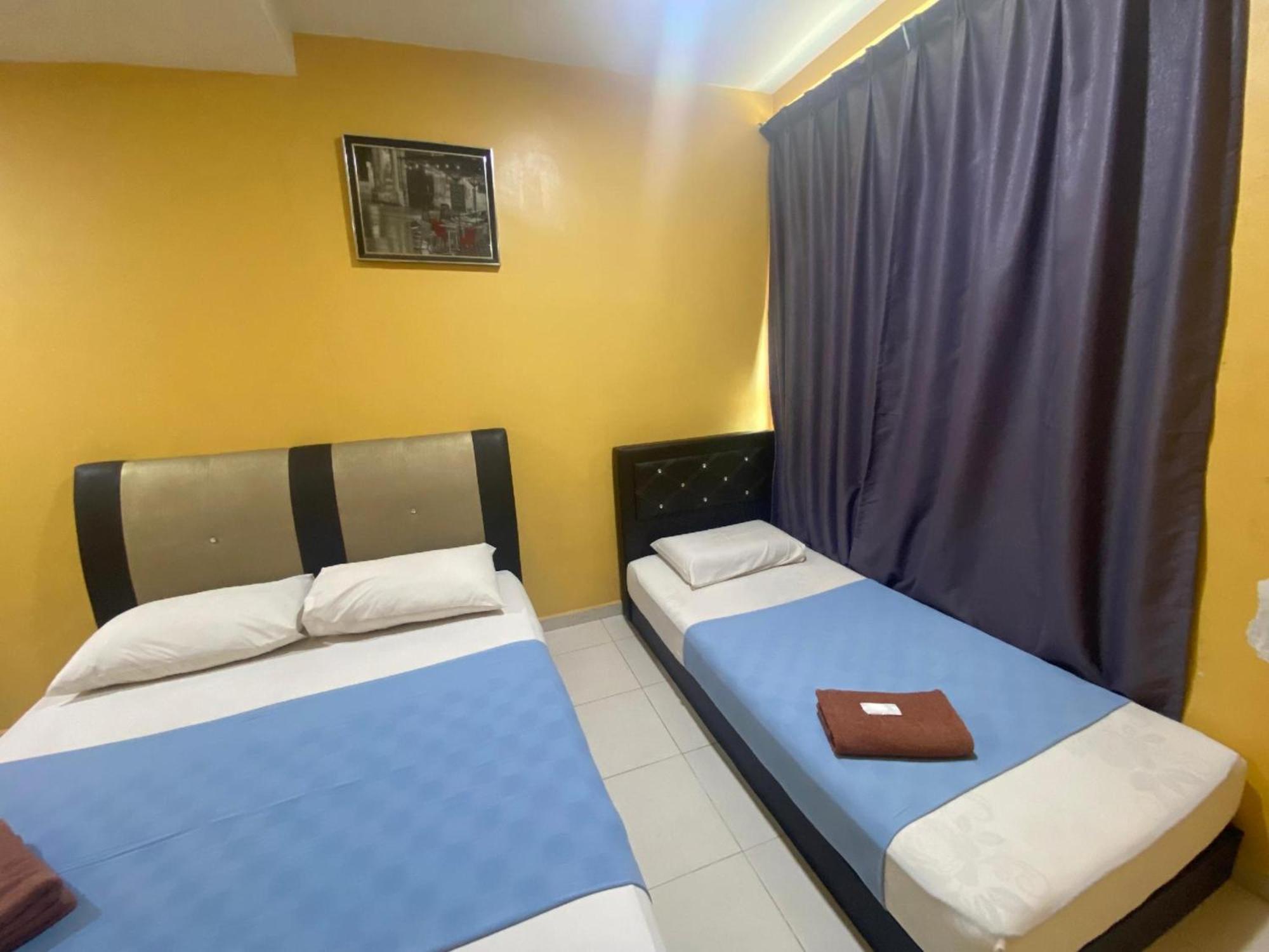 Oyo 91065 Hotel De Anjung Muadzam Shah Dış mekan fotoğraf